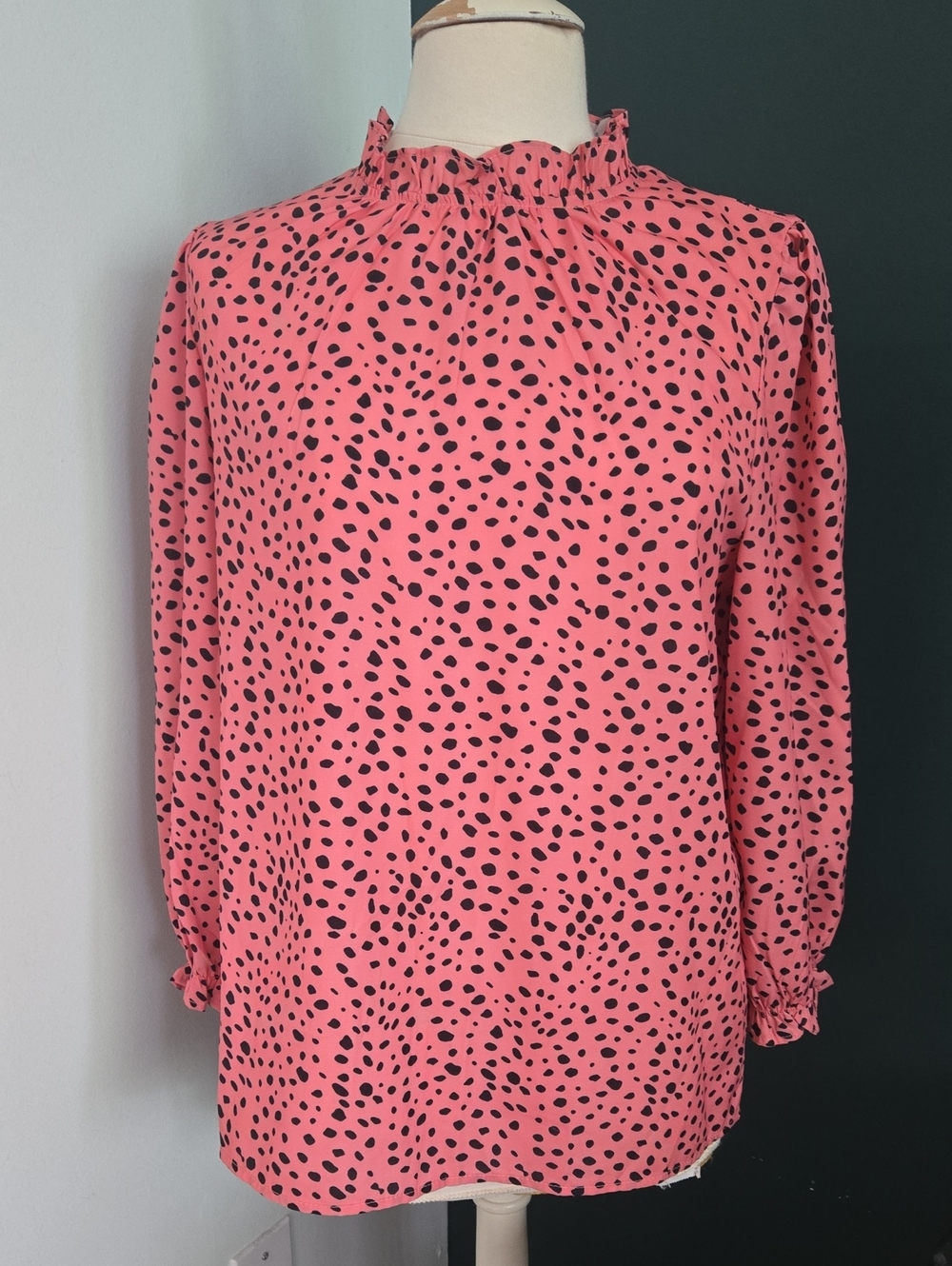 Women's Pink Cheetah Print Ruffle Neck Long-Sleeve Blouse